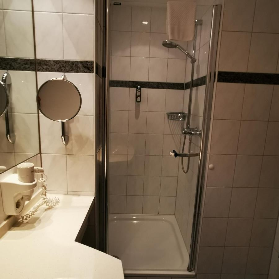Hotel Etzhorner Krug Oldenburg Esterno foto